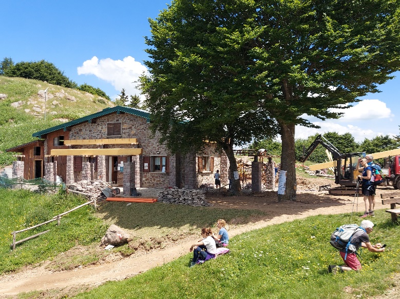 La sosta al Rifugio Medelet (24/06/2021)