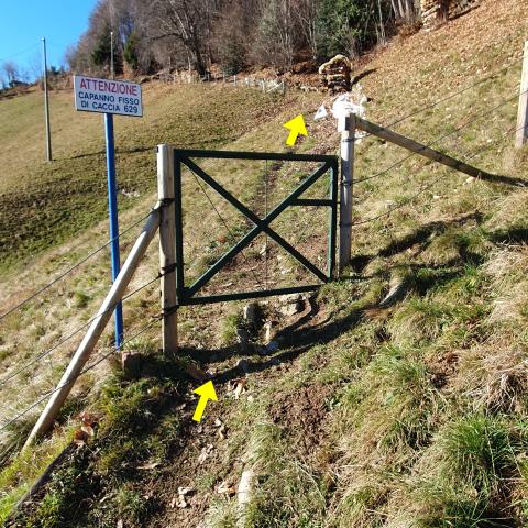 Foto nr. 3 attraversiamo il secondo cancelletto avendo cura di chiuderlo dopo il nostro passaggio - © G.S. Marinelli, riproduzione vietata.