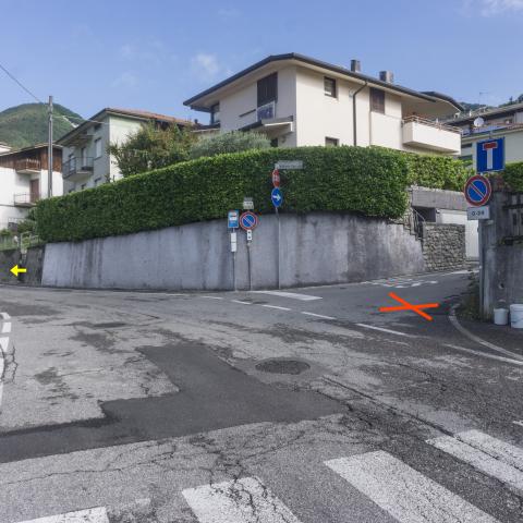 Foto nr.7 percorriamo Via Carlo Marini fino in fondo, trascurando l'incrocio con Via Vittorio Carrara - © G.S. Marinelli, riproduzione vietata.