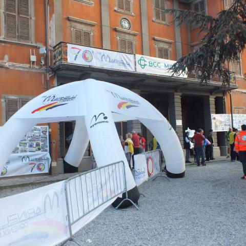 in attesa della partenza  - &copy; G.S. Marinelli, riproduzione vietata.