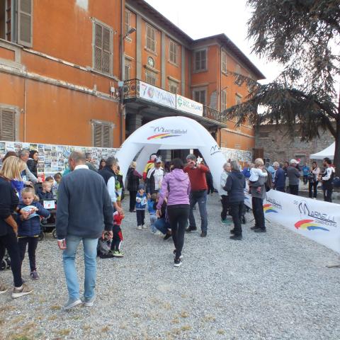 le pattuglie stanno arrivando al tavolo della registrazione  - &copy; G.S. Marinelli, riproduzione vietata.