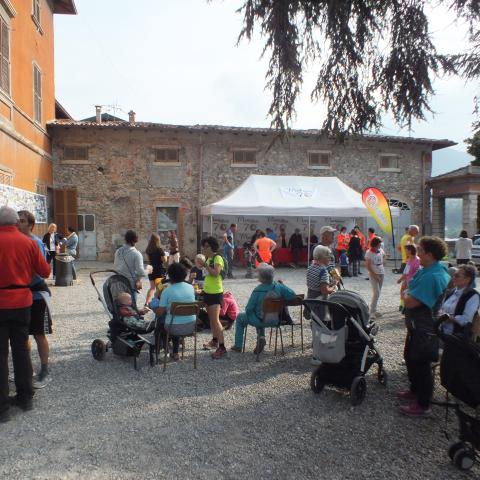 in attesa della partenza  - &copy; G.S. Marinelli, riproduzione vietata.