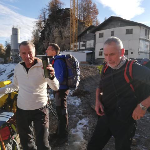 Sosta a Malga Polzone  - &copy; G.S. Marinelli, riproduzione vietata.